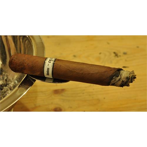 Illusione Original Documents Corojo Gordo 6  * 56