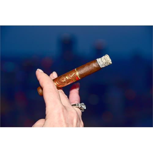 Oliva Serie V No. 4 5  * 43