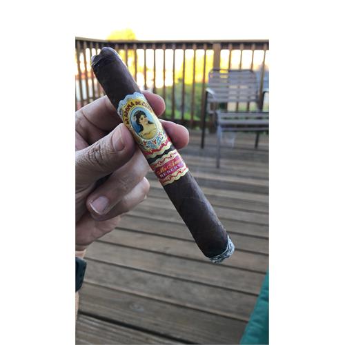 La Aroma de Cuba Mi Amor Reserva Maximo 5 1/2 * 54