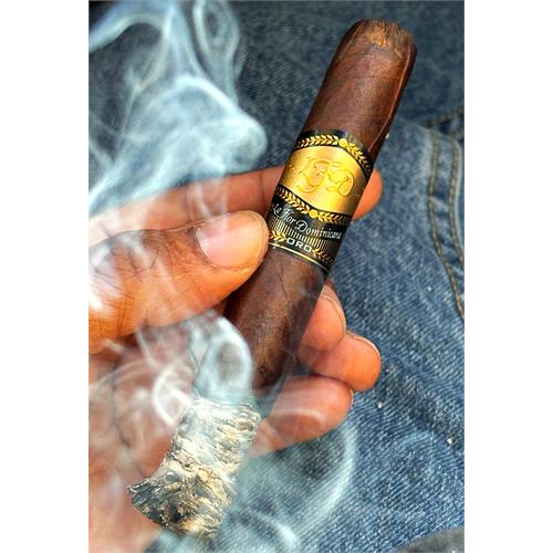 La Flor Dominicana Oro Tubo No. 6 Maduro 6  * 54