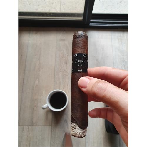 Asylum 13 Maduro 660 6  * 60