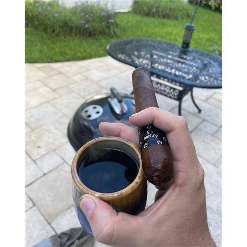 Asylum 13 Maduro 770 7  * 70