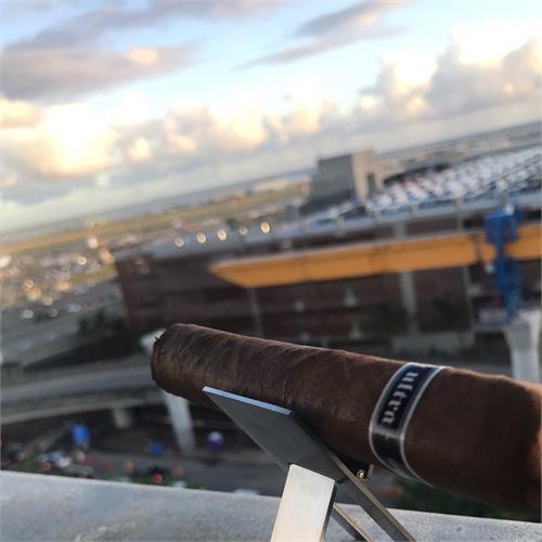 Illusione Ultra OP. No 9 5 1/2 * 56