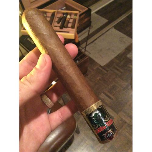 Gurkha Wicked Indie Toro 6  * 54