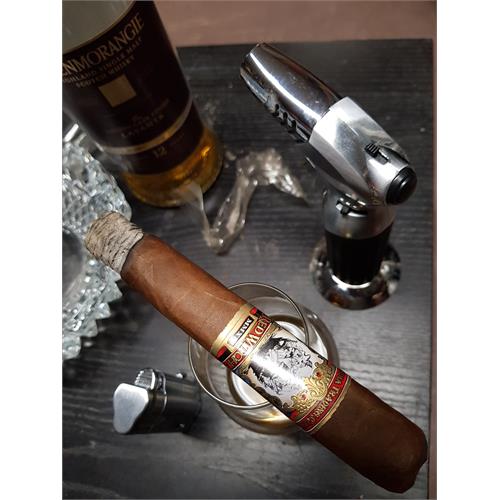 Gurkha Red Witch Toro 6  * 54