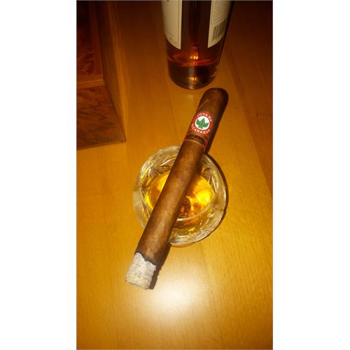 Joya de Nicaragua Antano 1970 Churchill 6 7/8 * 48