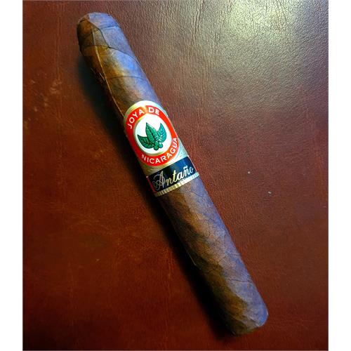 Joya de Nicaragua Antano 1970, 5-Cigar Sampler