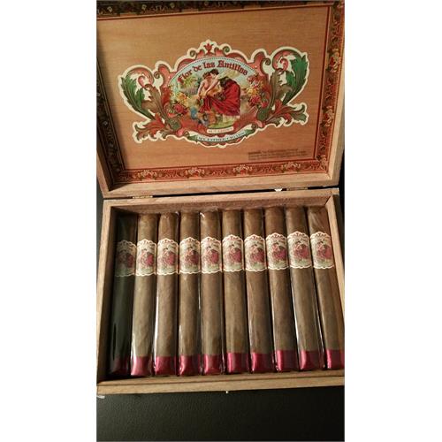 Flor de las Antillas Toro 6  * 52