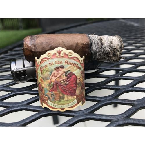 Flor de las Antillas Toro 6  * 52