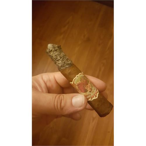 Flor de las Antillas Toro 6  * 52