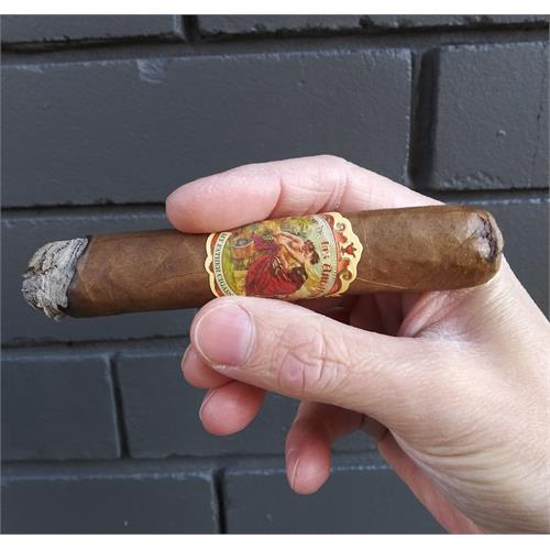 Flor de las Antillas Toro 6  * 52