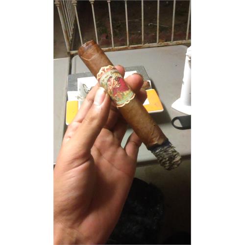 Flor de las Antillas Toro 6  * 52