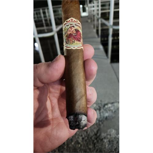 Flor de las Antillas Toro 6  * 52