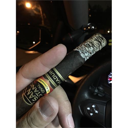 San Lotano Oval Maduro Robusto 5  * 52