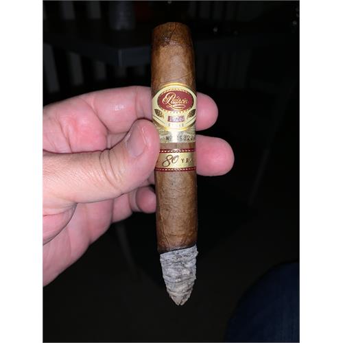 Padron 1926 Serie 80 Years Natural 6 3/4 * 54