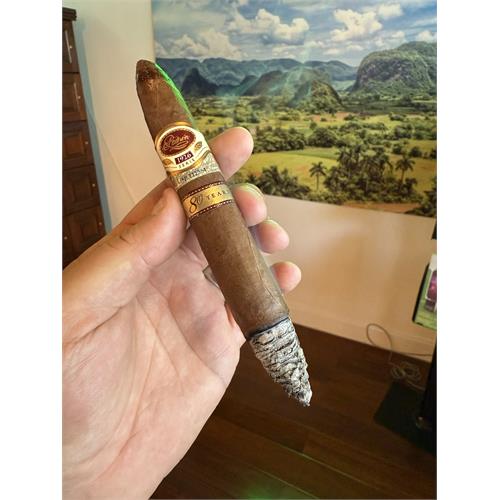Padron 1926 Serie 80 Years Natural 6 3/4 * 54