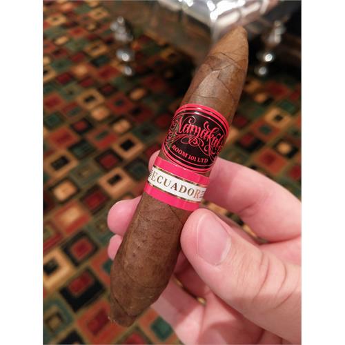 Room 101 Namakubi Ecuador Filero 4 1/2 * 42 * 52