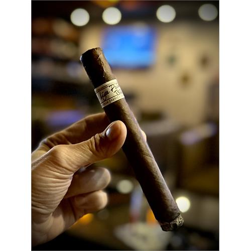Liga Privada T52 Corona Doble 7  * 54