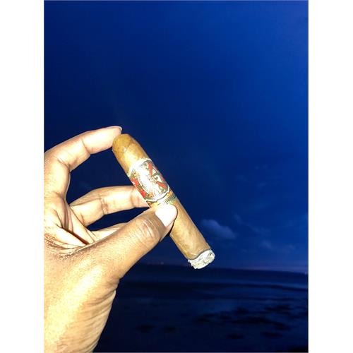 Arturo Fuente Opus X Belicoso XXX 4 5/8 * 49