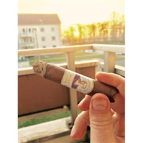 Diamond Crown Julius Caeser Toro 6  * 52