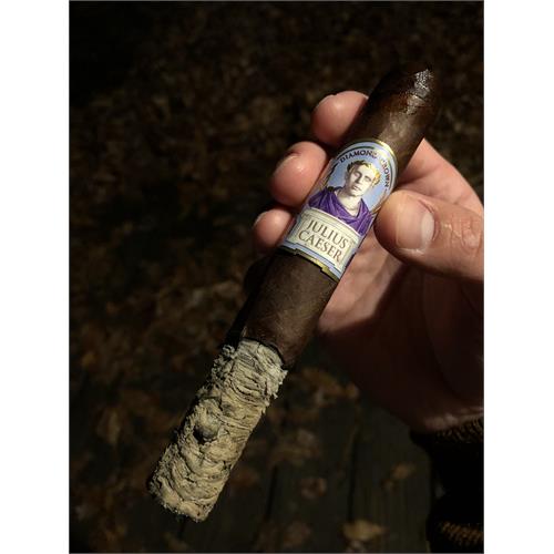 Diamond Crown Julius Caeser Toro 6  * 52
