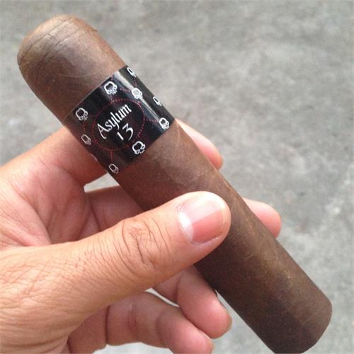 Asylum 13 Maduro 680 6  * 80