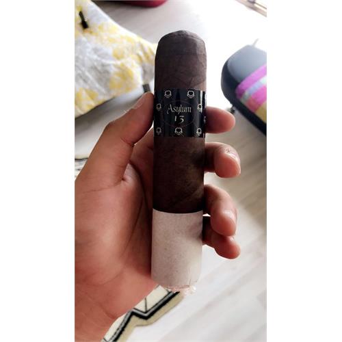 Asylum 13 Maduro 680 6  * 80
