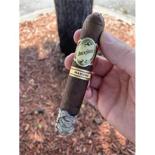 Brick House Robusto Maduro 5  * 54