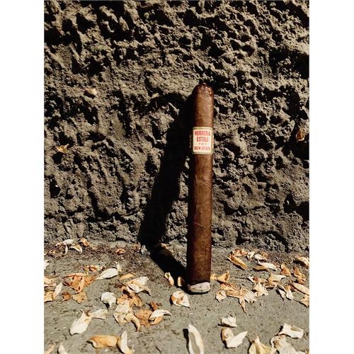 Herrera Esteli Habano Lonsdale Deluxe 6  * 44
