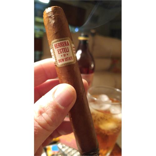 Herrera Esteli Habano Piramide Fino 6  * 52