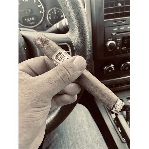 Herrera Esteli Habano Piramide Fino 6  * 52