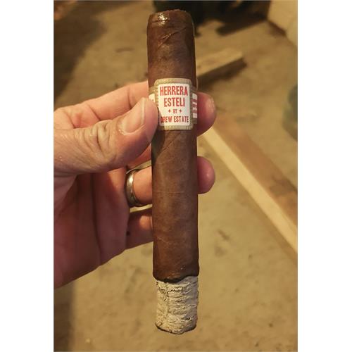 Herrera Esteli Habano Robusto Grande 5 1/4 * 52