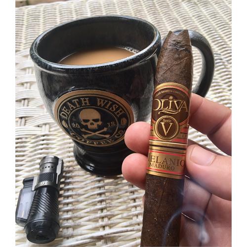 Oliva Serie V Melanio Maduro Torpedo 6 1/2 * 52