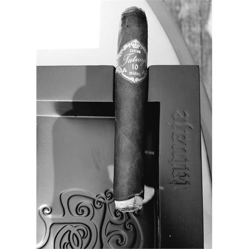 Tatuaje 10th Anniversary Bon Chasseur 5 3/8 * 52