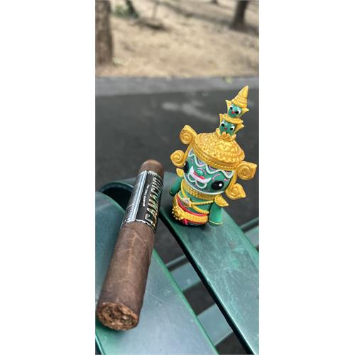 Camacho Triple Maduro Robusto 5  * 50