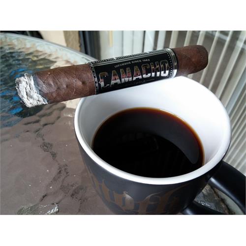 Camacho Triple Maduro Robusto 5  * 50