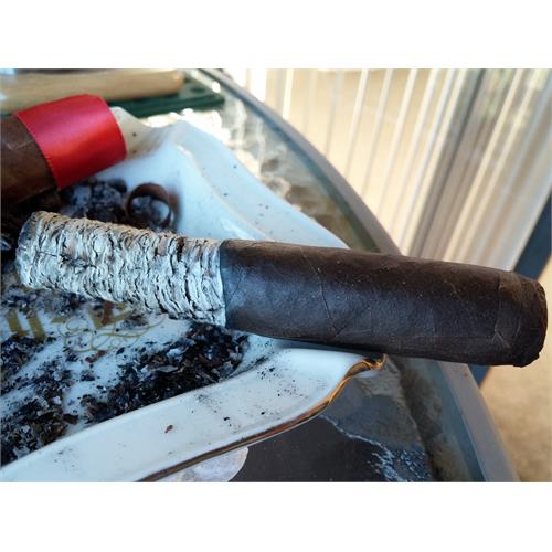 Camacho Triple Maduro Robusto 5  * 50