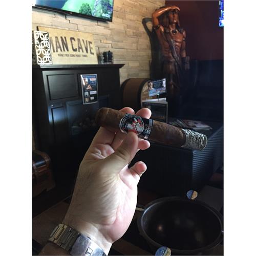 La Gloria Cubana Serie R Esteli No. Sixty-Four 6 1/4 * 64