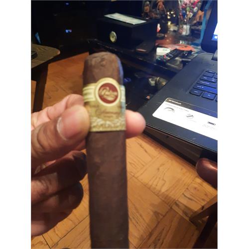 Padron 1964 Anniversary No. 4 Maduro 6 1/2 * 60