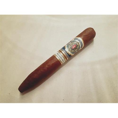 Alec Bradley Mundial PL No. 6 6  * 54