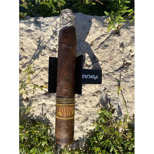 Nica Rustica El Brujito 6  * 52