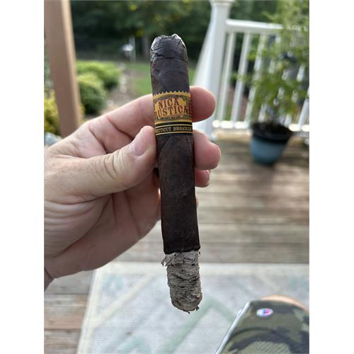 Nica Rustica El Brujito 6  * 52