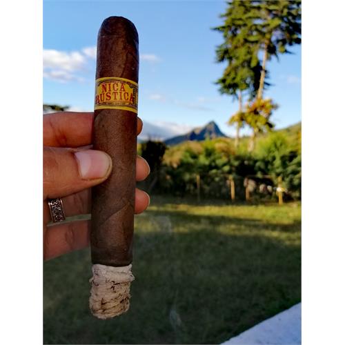 Nica Rustica El Brujito 6  * 52