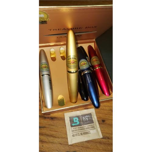La Aurora Preferidos Treasure Box, 6-Cigar Sampler