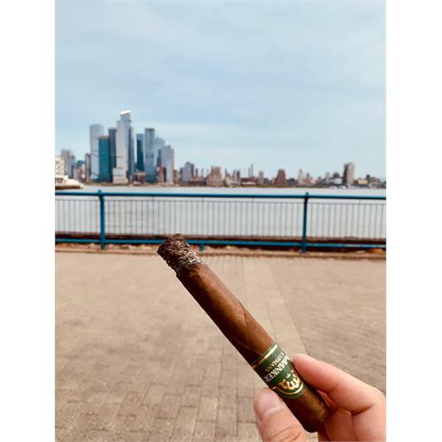 H. Upmann The Banker Annuity 6  * 52