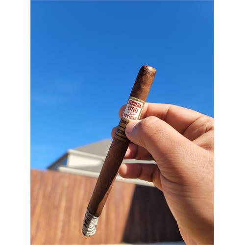 Herrera Esteli Habano Limited Edition Lancero 7  * 38
