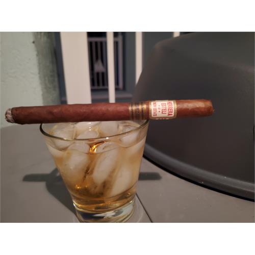 Herrera Esteli Habano Limited Edition Lancero 7  * 38