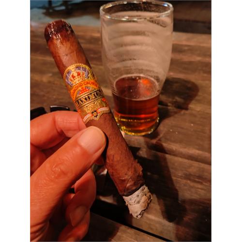 Diamond Crown Maximus Churchill No. 2 7  * 50