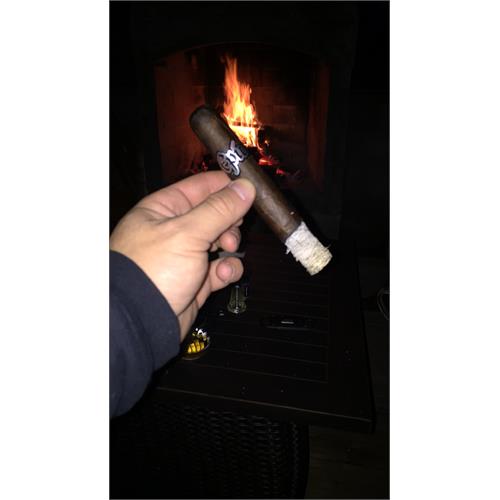 Epic Maduro Reserva Robusto 5 1/2 * 52