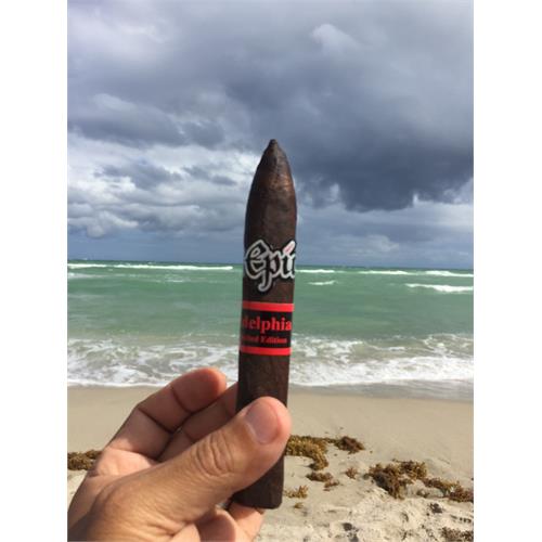Epic Maduro Reserva Robusto 5 1/2 * 52